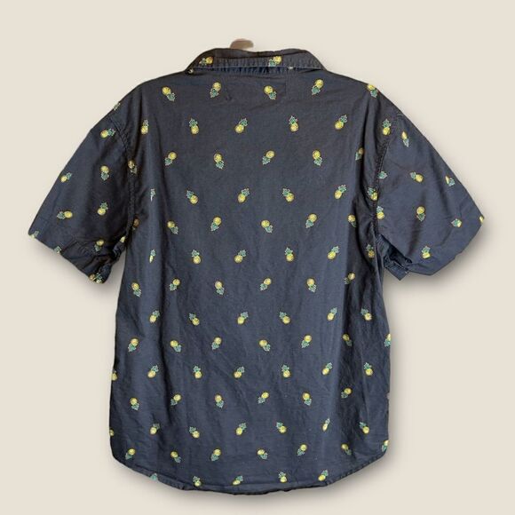 5 for $25🔥Old Navy The Classic Shirt Pineapple Grey Shirt Boys Small (6/7) - Picture 2 of 6